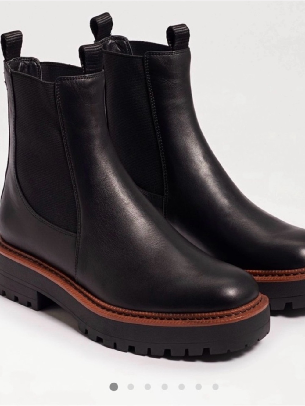 Sam Edelman Black Chelsea style Laguna boots